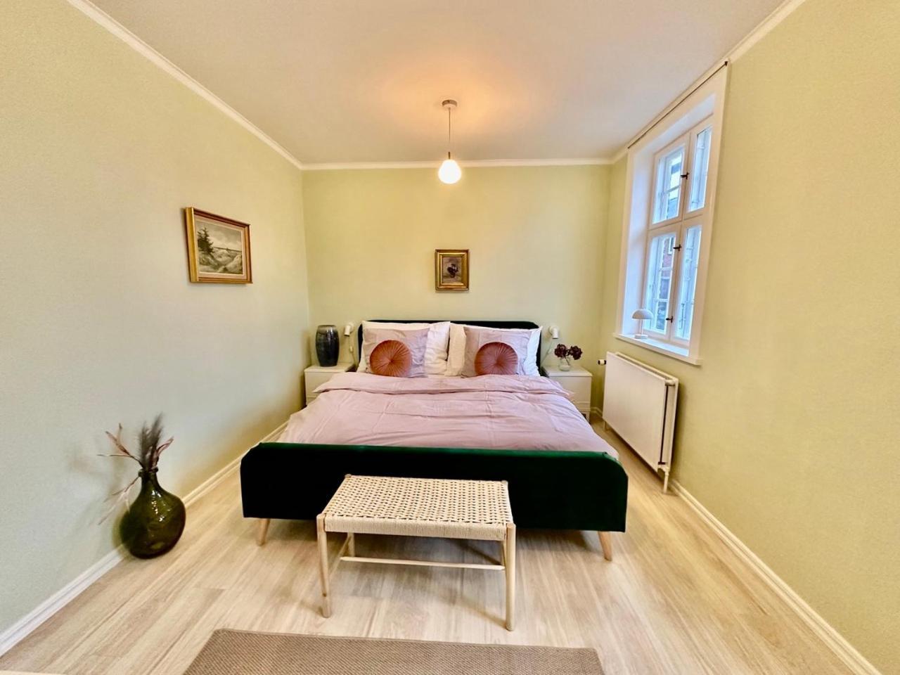 Hirtshals Gamle Station Bed & Breakfast Exterior photo